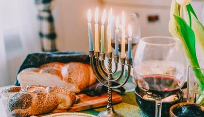 中晶科技收盘上涨3.34%，最新市净率6.18