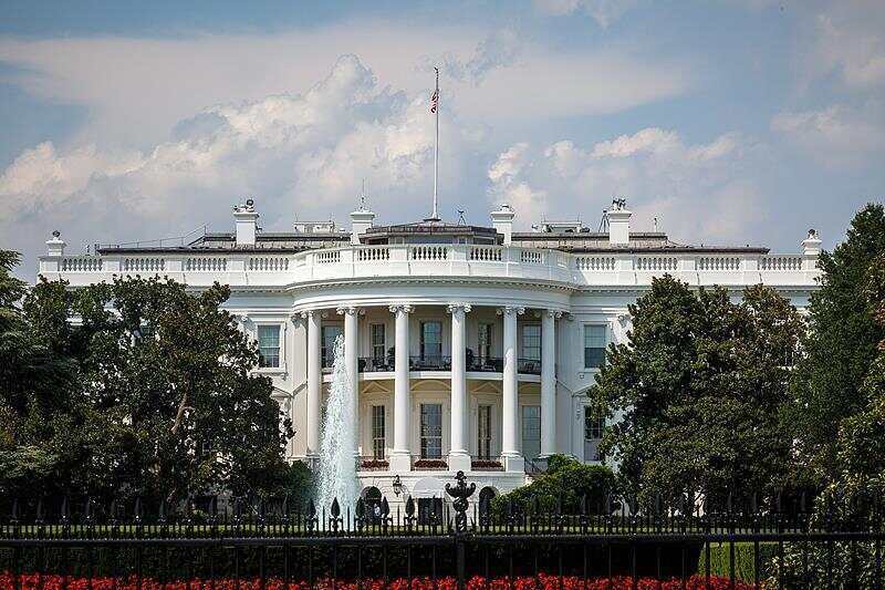 早安!世界丨泰国和柬埔寨停火协议正式生效；白宫：特朗普愿与金正恩对话