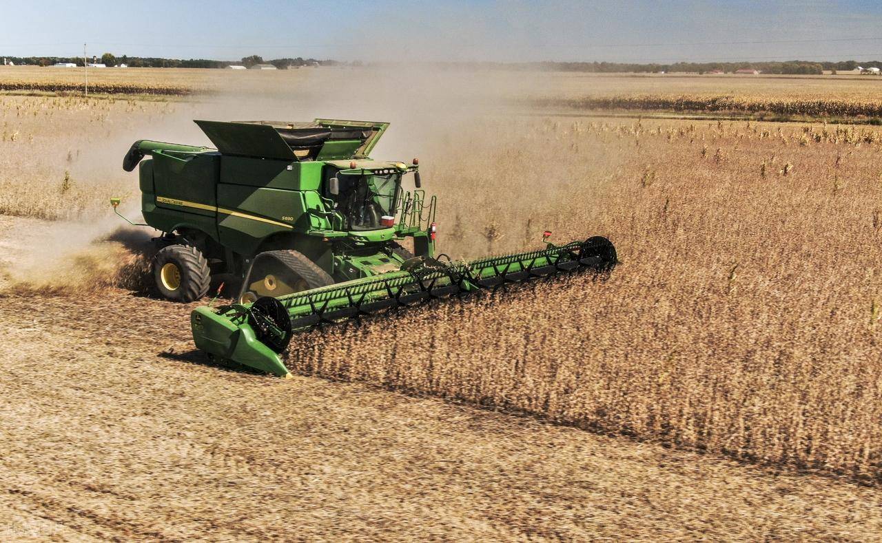 特朗普最新两大动作后，美媒做出惊人论断：特朗普对华战略变了