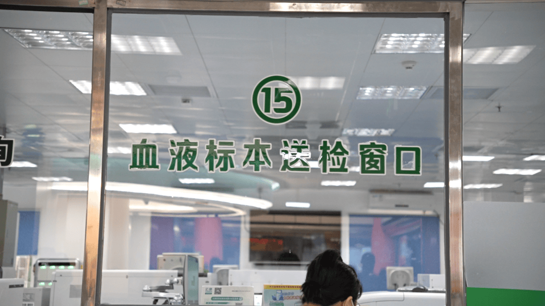 一地提示佛山返回人员需隔离14天 专家：感染基孔肯雅热建议住院 回家易传给家人