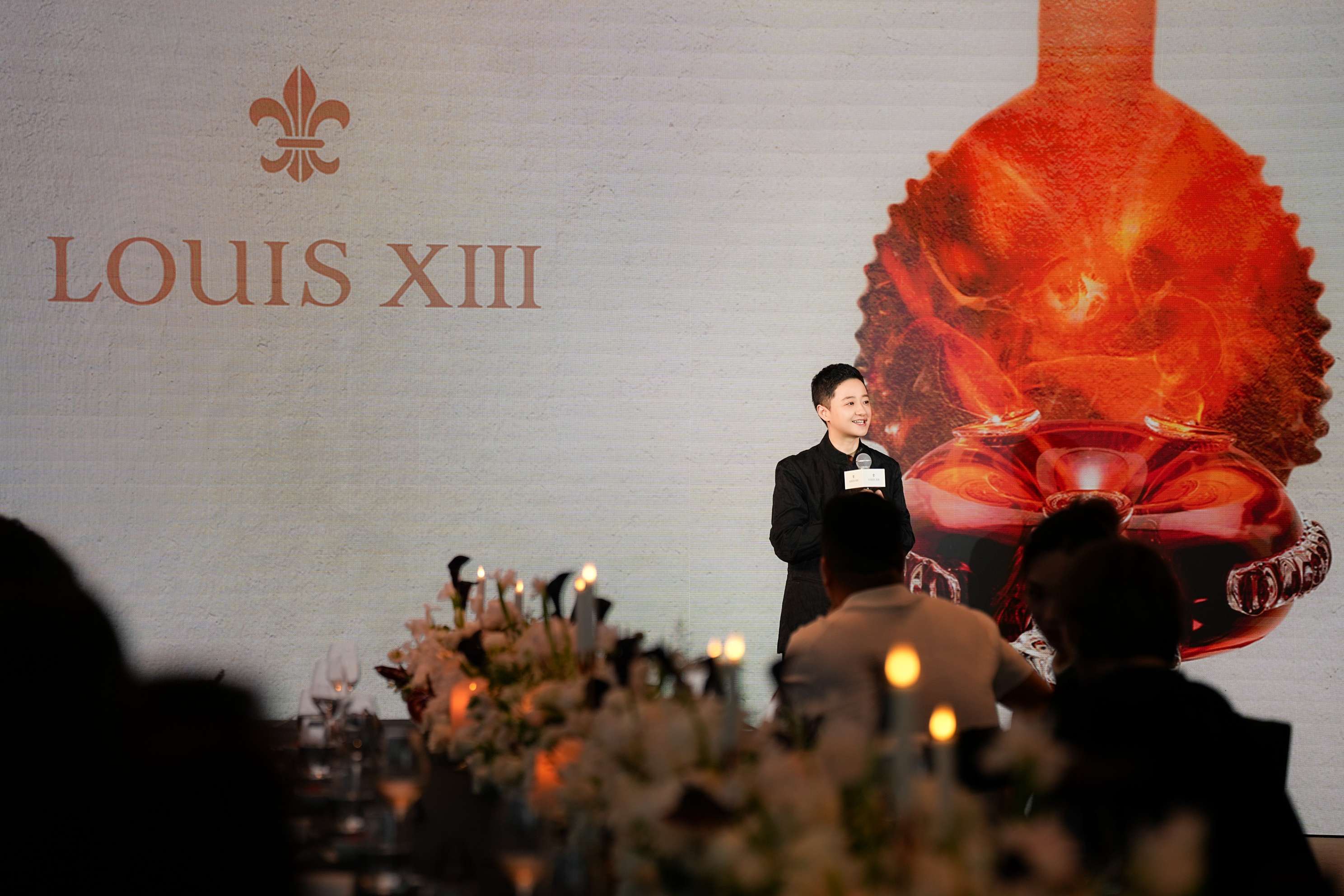 路易十三《春秋·天蕴启时》私享雅宴于深圳启幕 以时光之名，礼献人生珍贵时刻