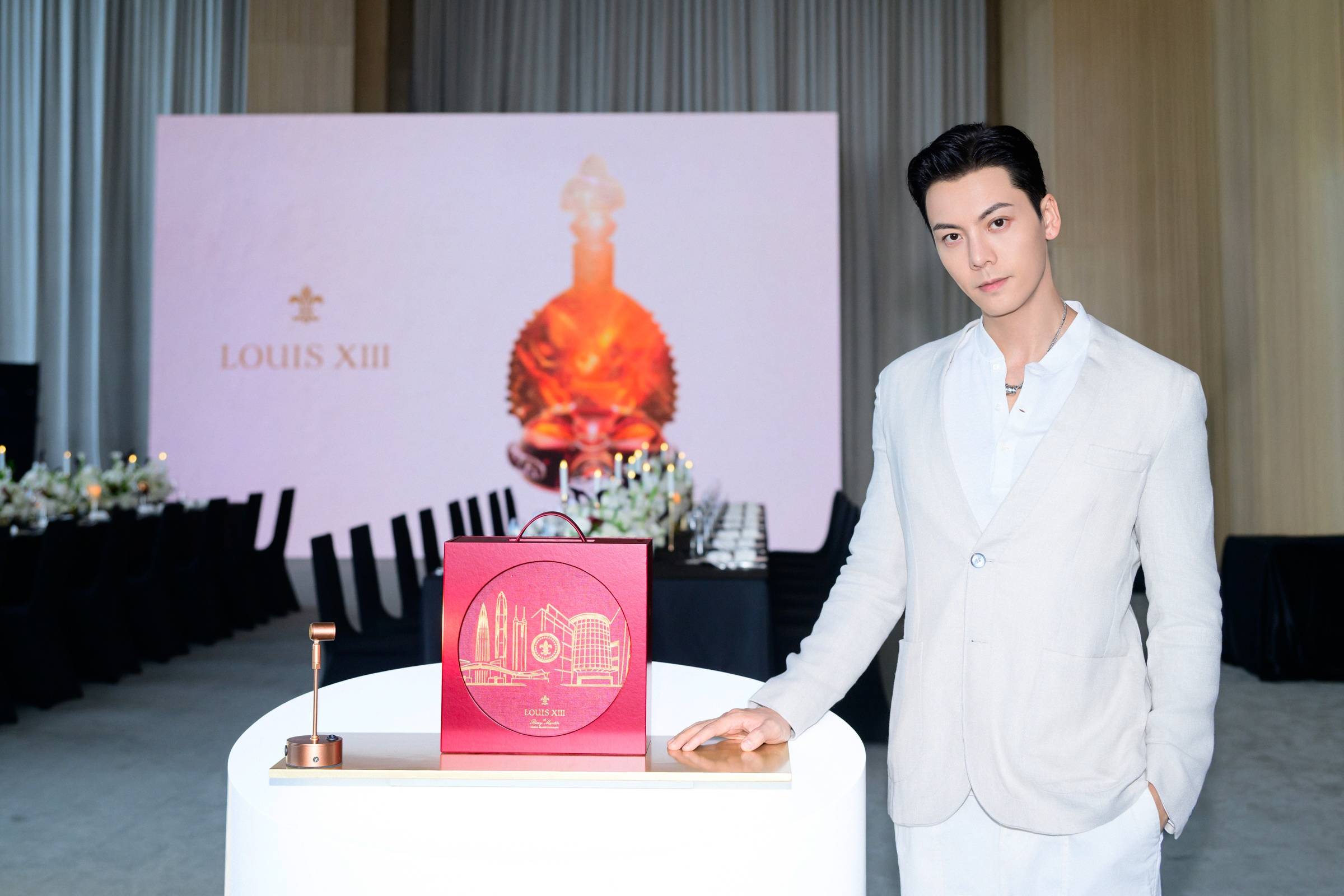 路易十三《春秋·天蕴启时》私享雅宴于深圳启幕 以时光之名，礼献人生珍贵时刻