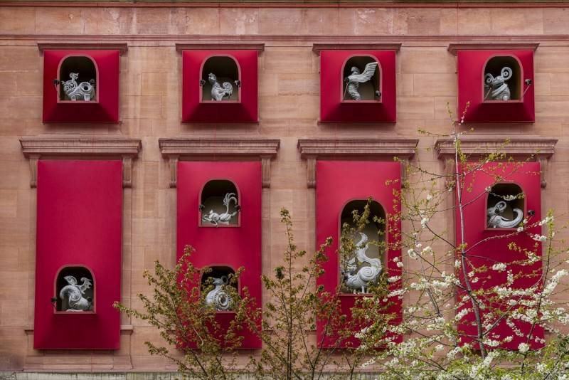 时光纵深，共话恒远：路易十三携蒋琼耳呈现150周年艺术臻藏版《存在与时间》