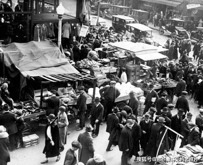 老照片美国芝加哥的街边市场