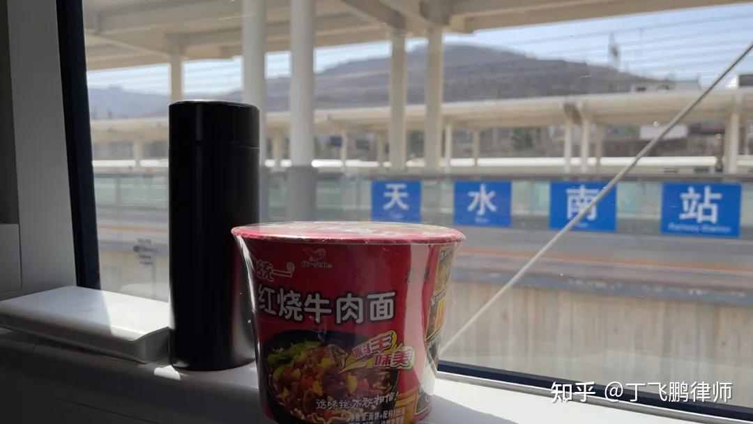 校长在教室炒币(上课发现校长坐在后面) 校长在教室炒币(上课发现校长坐在后面)