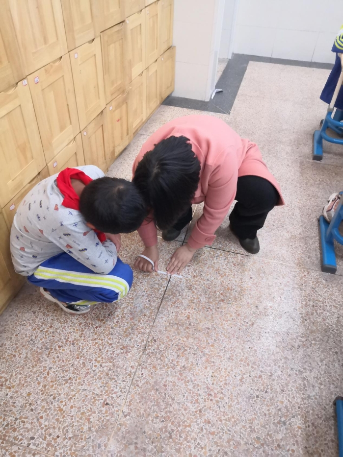 校长在教室炒币(校长昨天在办公室就这个问题郑重地跟他谈了话)